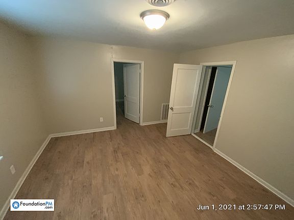 5th image of 698 Novarese Ave