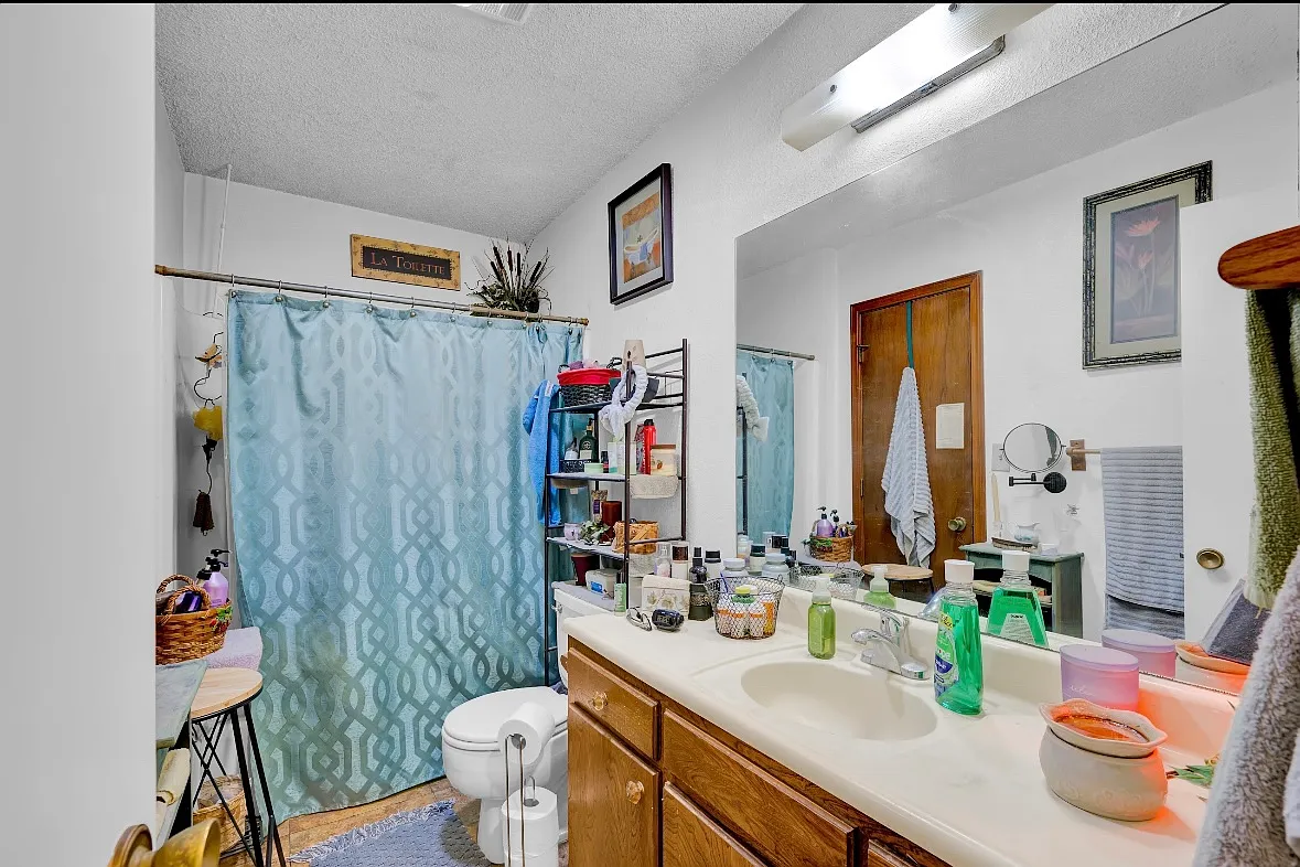 2 bed, 992 sqft, $1,100 — Photo 3