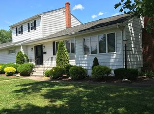 6 Roland Pl, Wayne, NJ 07470