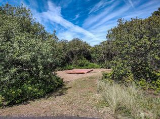 1016 Rudis Ct SW, Ocean Shores, WA 98569