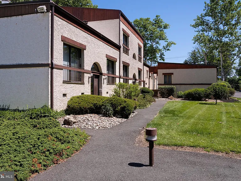 51 Lawrenceville Pennington Rd #105 — Photo 12