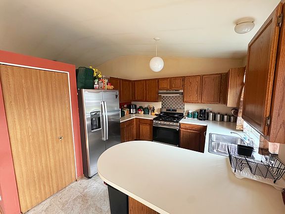 5th image of 1336 Eastwood Dr