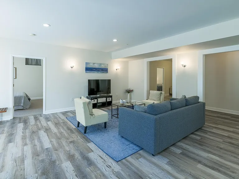 1825 Great Falls St #2 — Photo 33