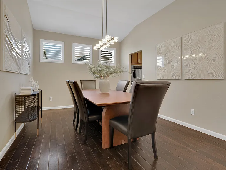 Wisteria Pl — Photo 15