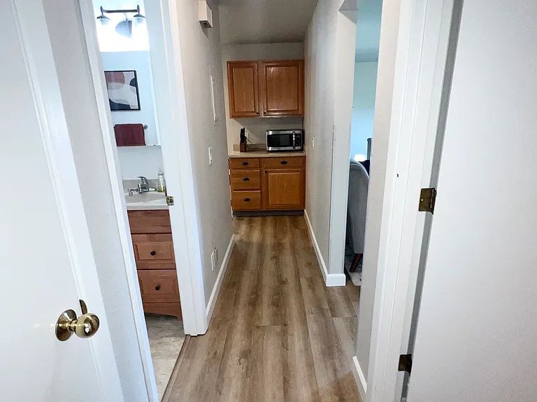 11539 Heritage Ct #6 — Photo 5