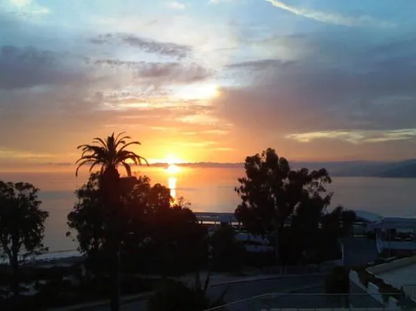 (undisclosed Address), Santa Monica, CA 90402