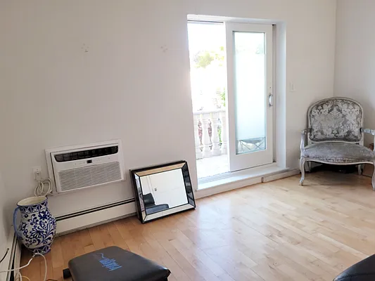 Rented by Barbara Puccia Realty LLC | media 11