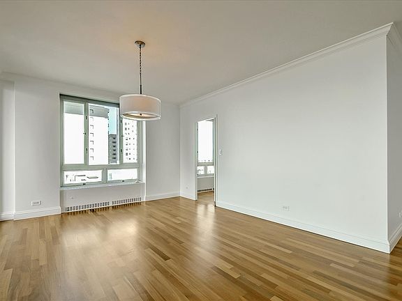 2nd image of 1200 California St Unit 12B