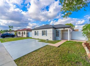 14755 SW 82nd Ter, Miami, FL 33193