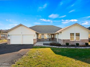 120 Heysman Rd, Selah, WA 98942