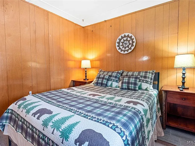 545 Highland Rd — Photo 17