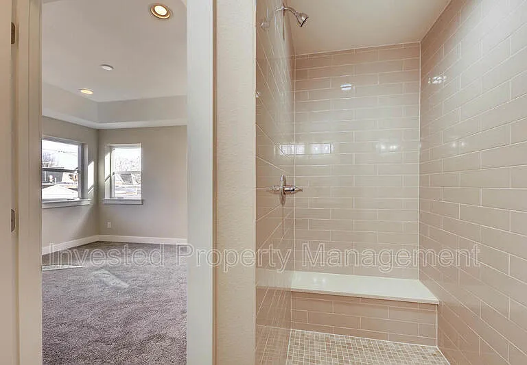 3344 N Williams St — Photo 19