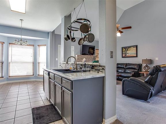 5th image of 509 Mattie Ln