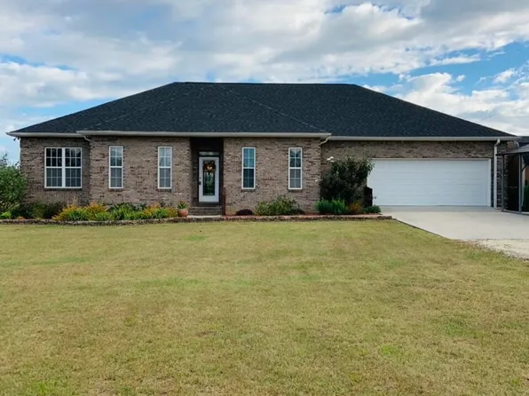 5097 Peacock Bridge Rd, Marianna, FL 32448