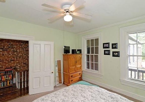 5th image of 515 W Marshall St Unit A