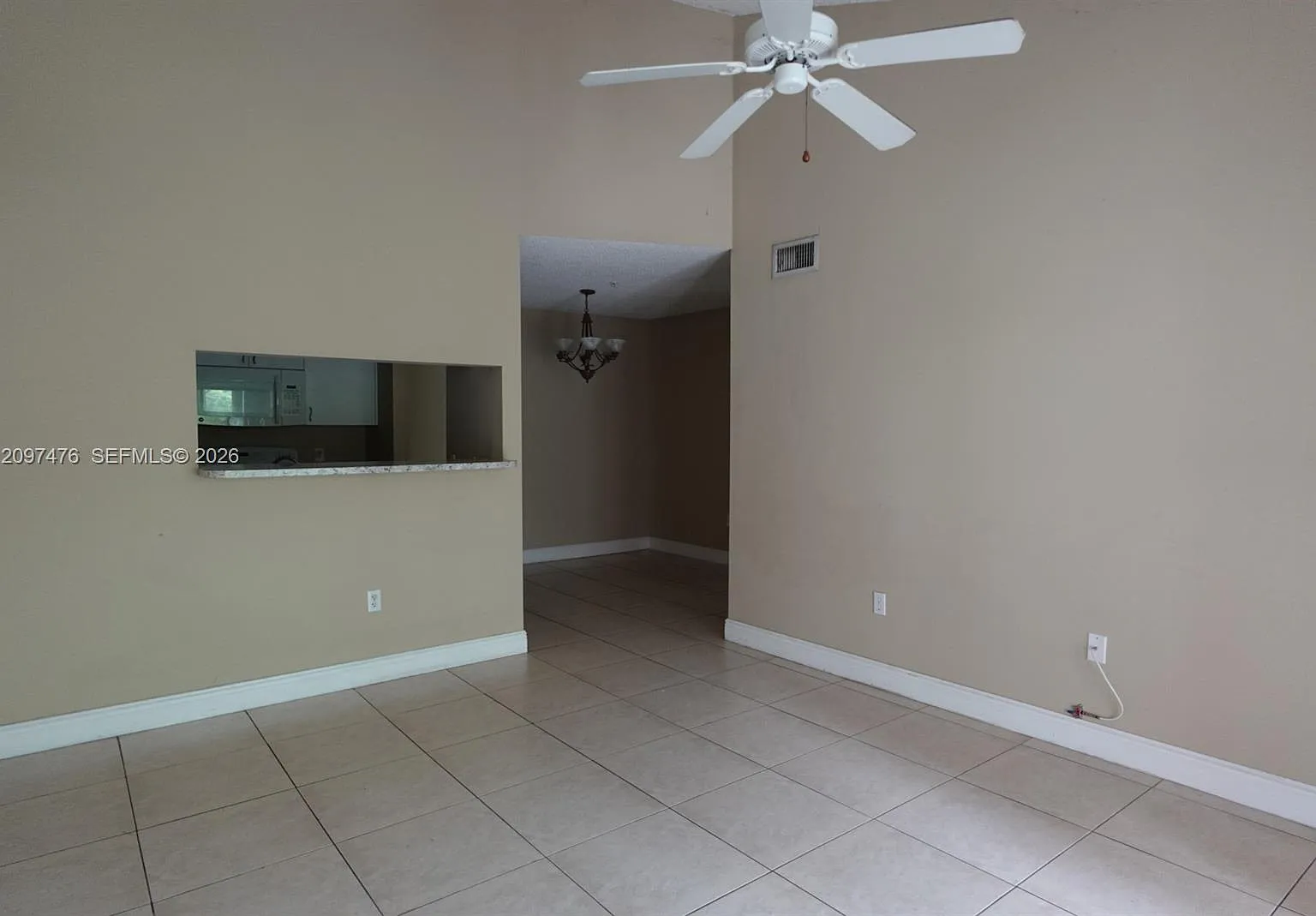 St Andrews Condo — Photo 2
