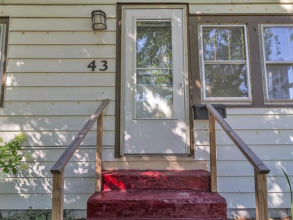 5th image of 43 Burdge St N