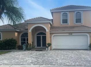 7548 Fairway Trl, Boca Raton, FL 33487