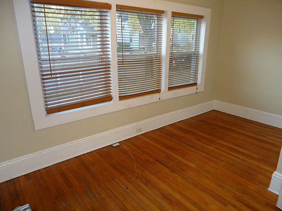 5th image of 3502 1st Ave S