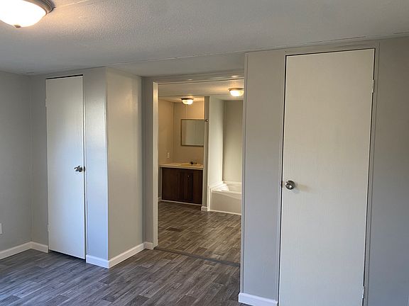 5th image of 210 Jamback Rd #53