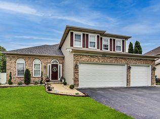 2245 Stonehaven Dr, Plainfield, IL 60586