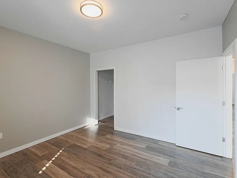 River Rock Apartments — Photo 112