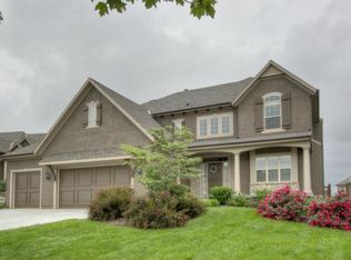 11415 W 165th Ter, Overland Park, KS 66062