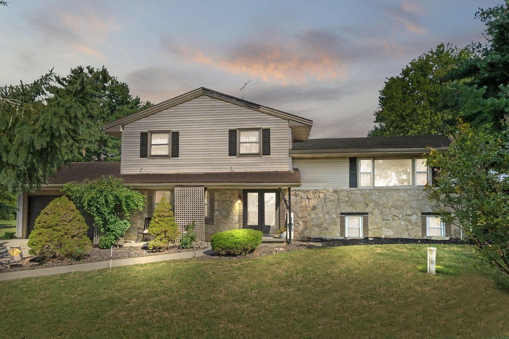 Real estate listing image
