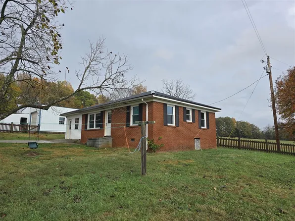8836 Morgantown Rd, Russellville, KY 42276