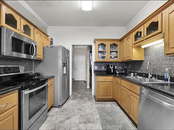 4th image of 2815 Standing Bear Way