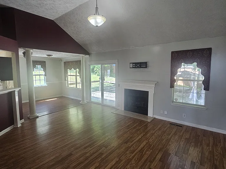 529 Forest Pointe Pl — Photo 6