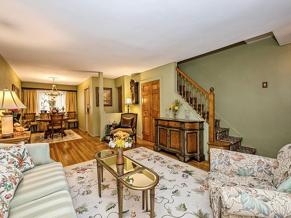 4th image of 13-56 212th St #152