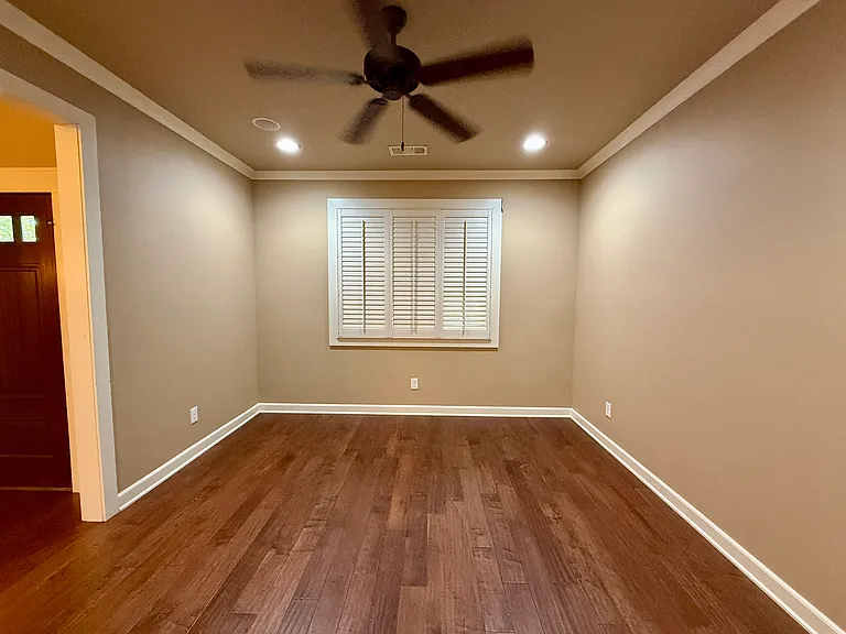 2590 E Carnation Ct — Photo 4