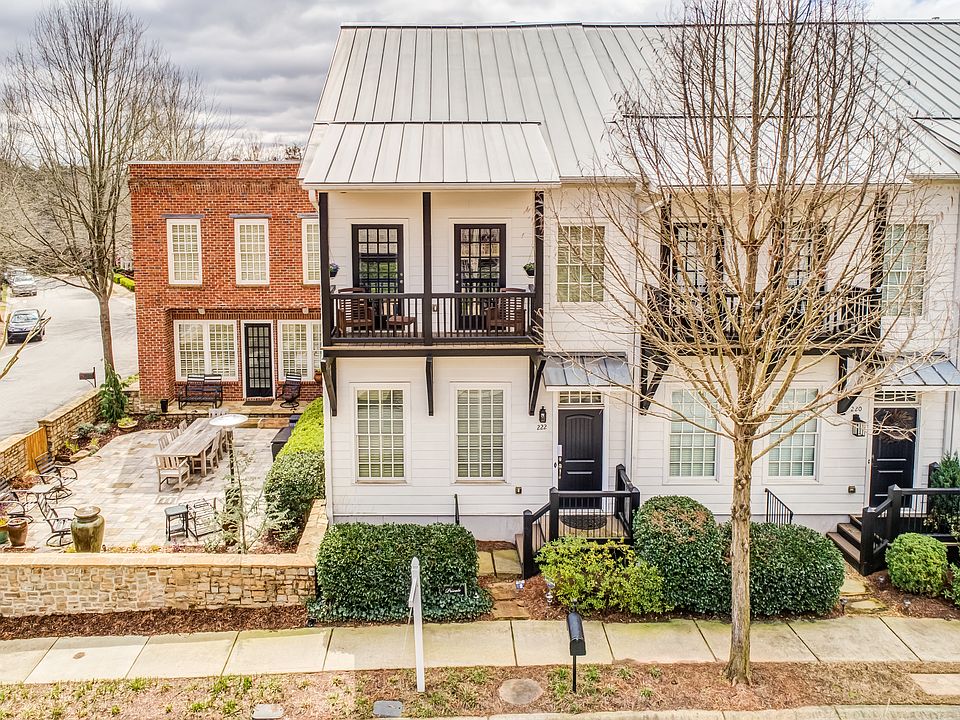 Gorgeous Town Home!