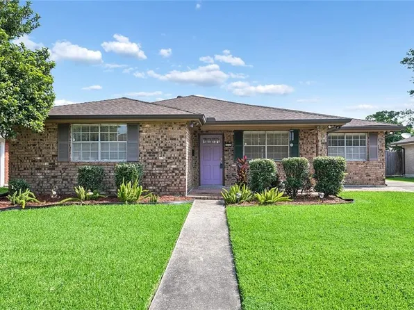 2137 Glouster St, Gretna, LA 70056