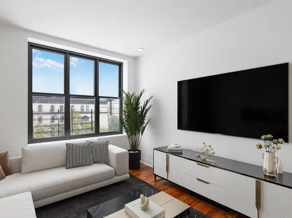 1809 Adam Clayton Powell Boulevard image 3 of 18