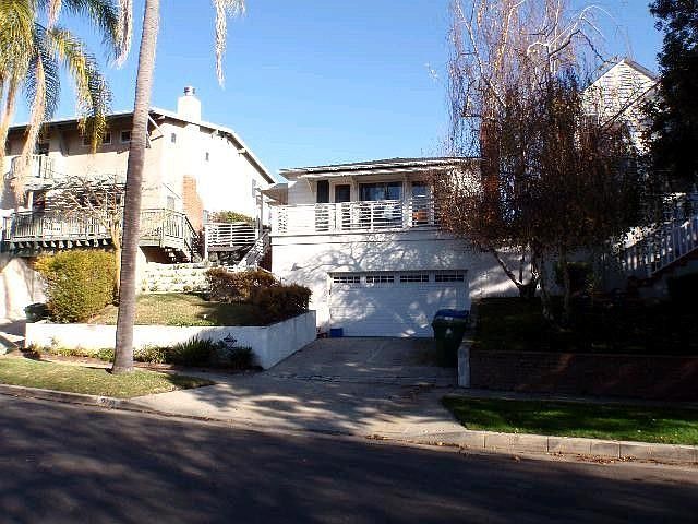 1st image of 2130 Holmby Ave