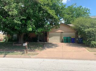 6505 Stardust Dr S, Watauga, TX 76148