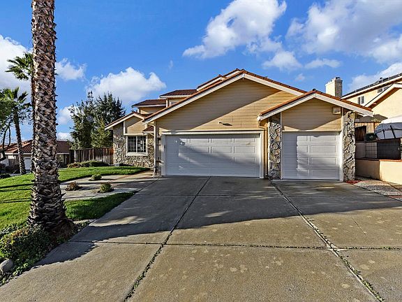 4th image of 3521 Darknell Ct