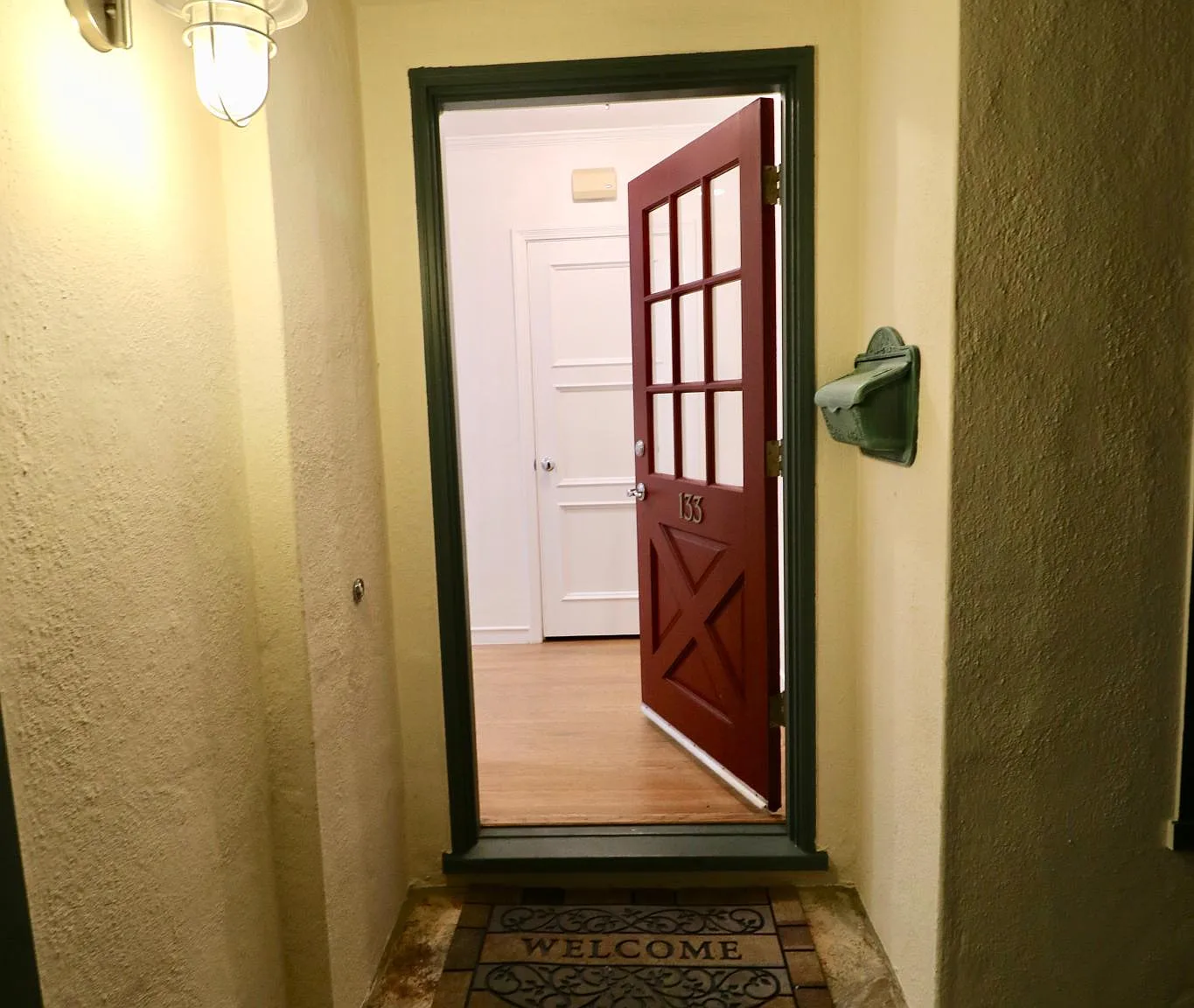 3 bed, 2.5 bath, 2000 sqft, $6,200 — Photo 4