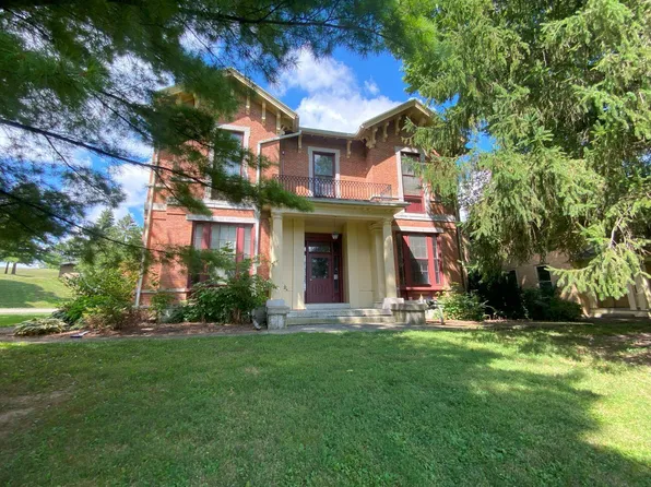 414 N Detroit St, West Liberty, OH 43357