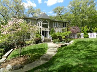 66 Rockaway Dr, Boonton Township, NJ 07005