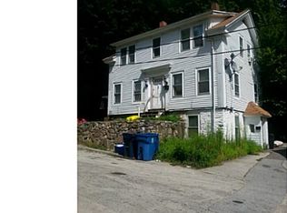 9 Lyon St, Putnam, CT 06260