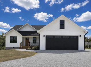 178 Hemlock Springs Dr, Helenwood, TN 37755