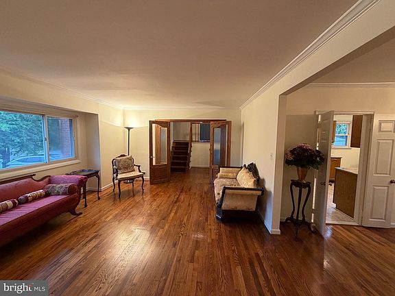 2nd image of 3808 Franconia Rd