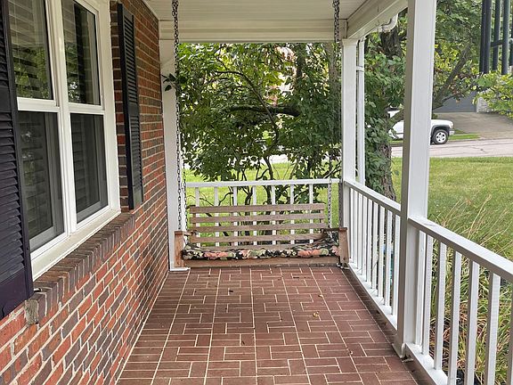 3rd image of 2101 Stedman Dr