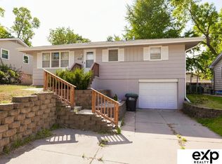 8311 Decatur St, Omaha, NE 68114
