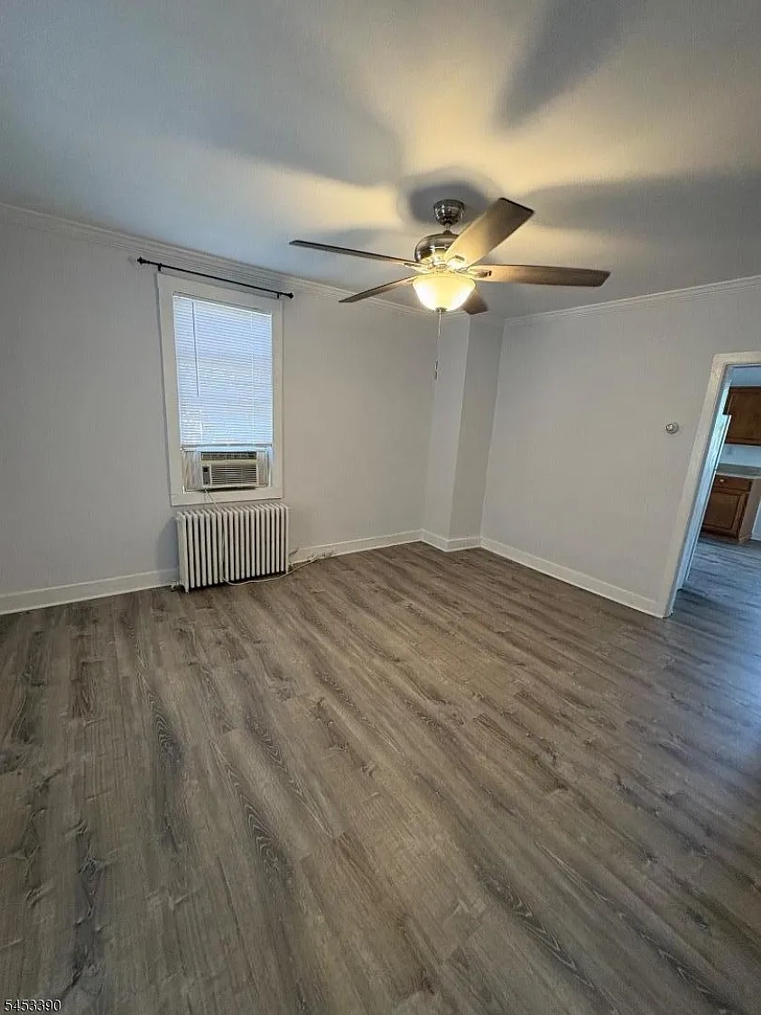 2 bed, 1.5 bath, $2,350 — Photo 3