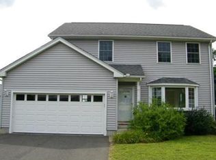 17 Factory St, Chicopee, MA 01013