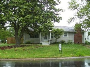 1428 River Oaks Dr, Norfolk, VA 23502